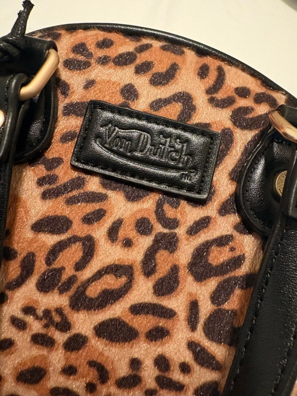 Von Dutch Cheetah Mini Bowling Bag with Detachable Strap - New - Picture 5 of 8